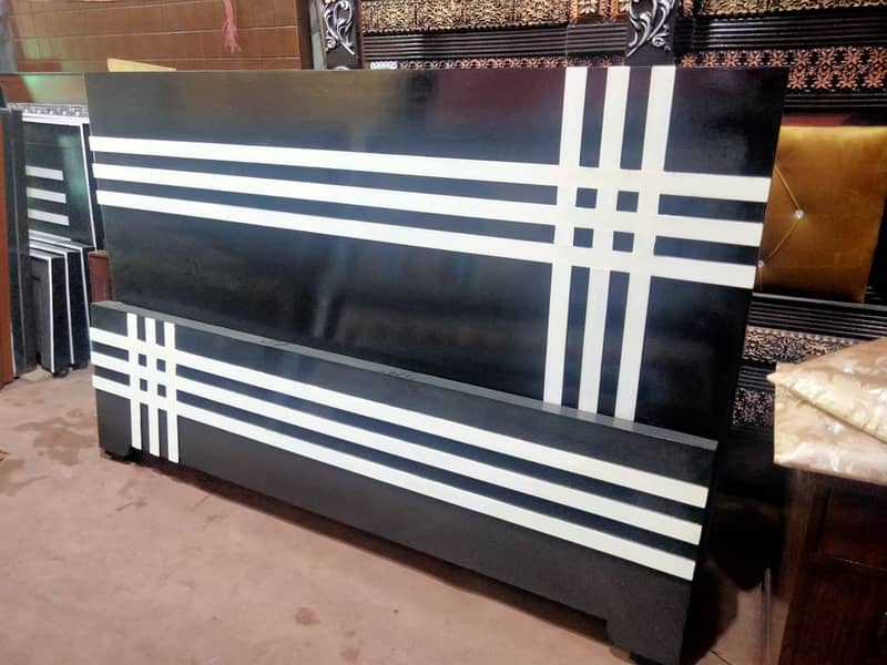 Bed / bed set / king size bed / double bed / wooden bed /side tables 17