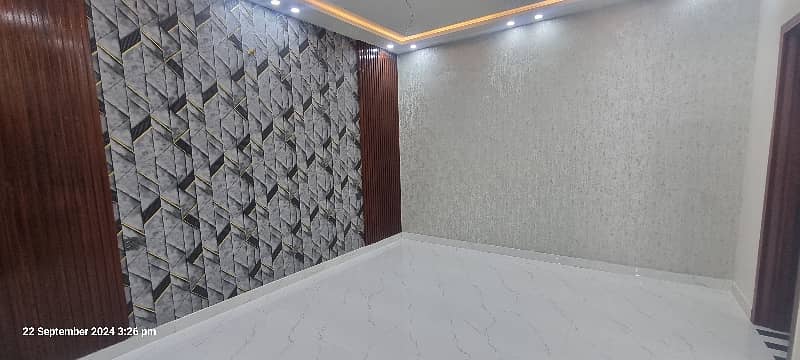 5 Marla Amazing Corner House For Sale In Model City Having 3 Beds 6