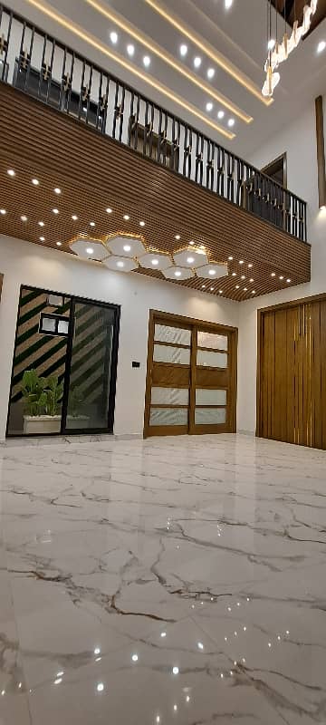 7 Marla Extra Ordinary Beatifull House For Sale In Eden Excutive With 4 Beds 5 Washrooms 2