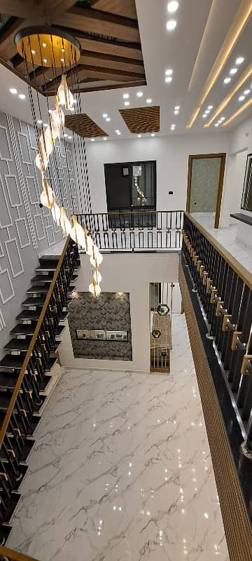7 Marla Extra Ordinary Beatifull House For Sale In Eden Excutive With 4 Beds 5 Washrooms 17