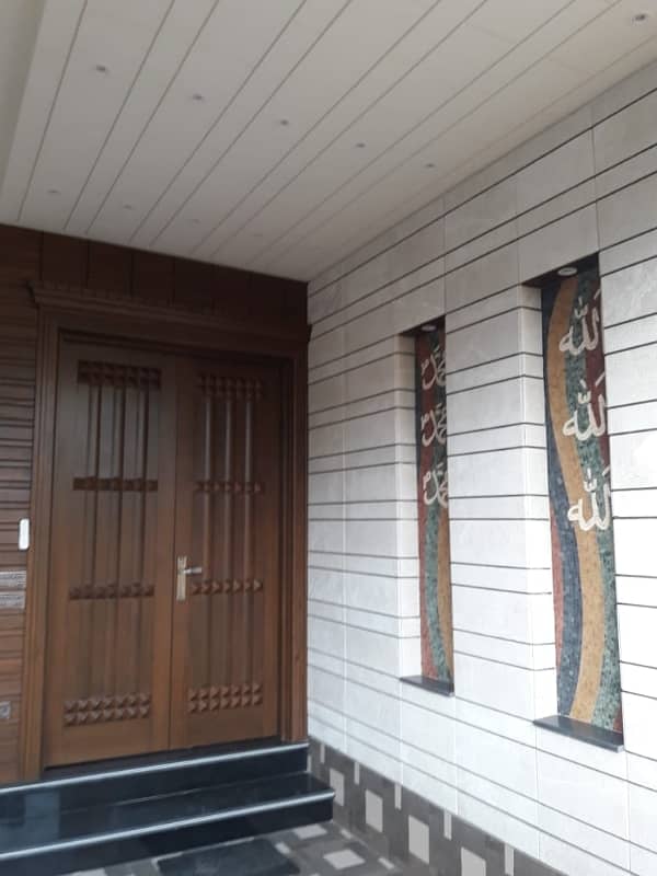 7 Marla Brand New House For Sale In Eden Valley Extra Modernized Having 4 Beds 5 Washrooms Drawing Dining 0