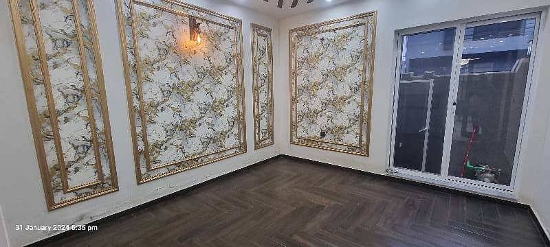 5 Marla Brand New House For Sale In Eden Executive Having 3 Beds 4 Washrooms 2 Livings 2 Kitchens Drawing For Visit Call Or WhatsApp 2