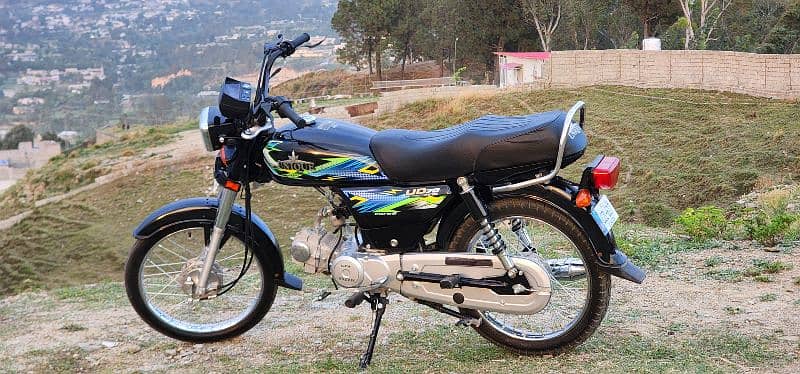 unique 70 2025 model islamabad  registerd 1