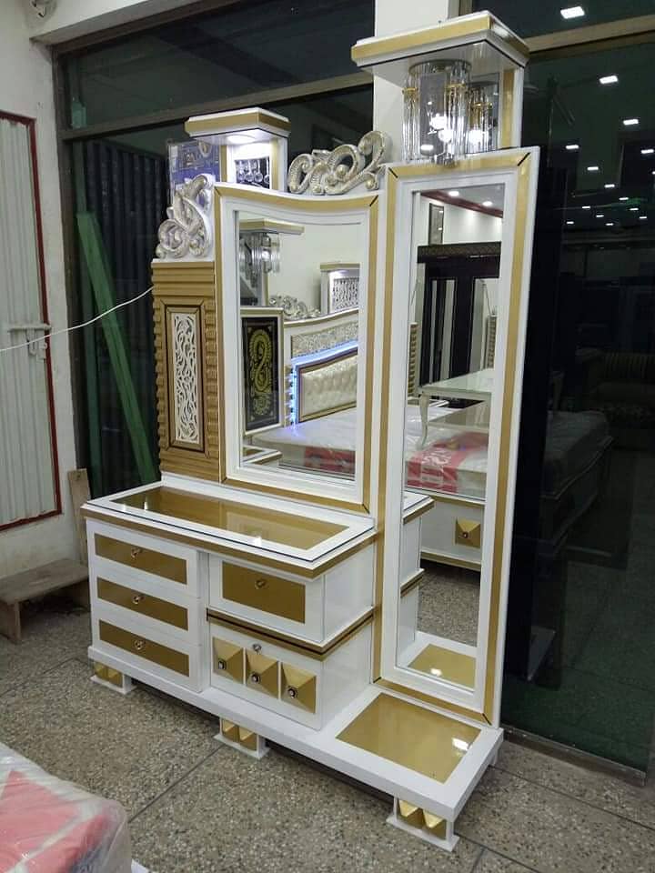 Poshish bed/king size bed/dressing table/bed set/wooden bed/furniture 1