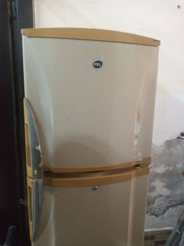 pel 2 door refrigerator good condition 1