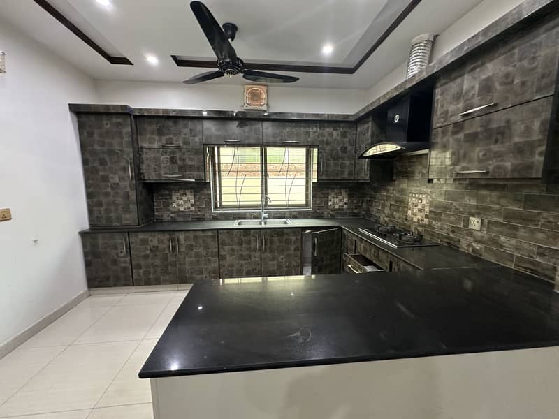 10 marla brand new condition upper portion available for Rent in Canal Garden near Bahria Town Lahore 0