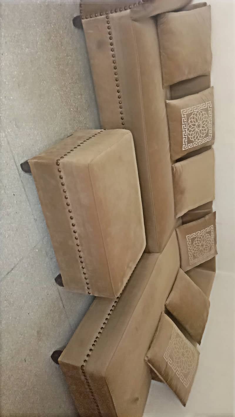 L shaped sofa 0