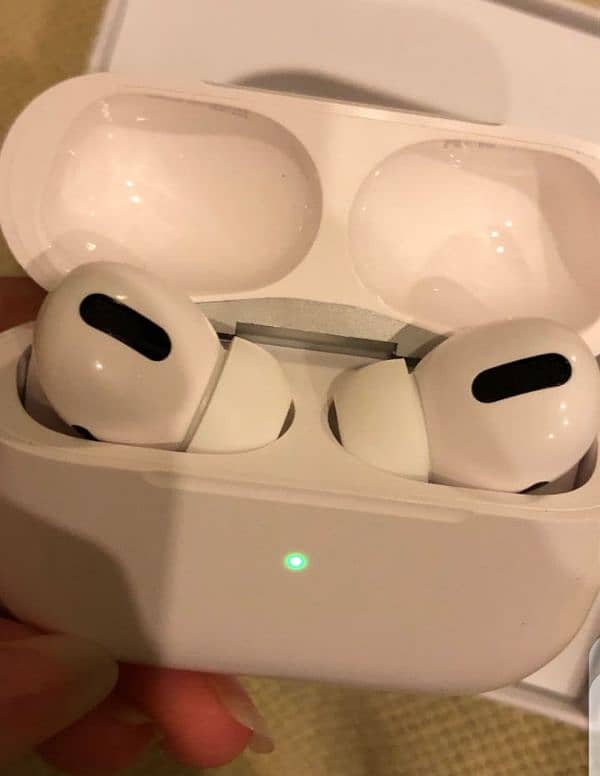 AirPods Pro 3