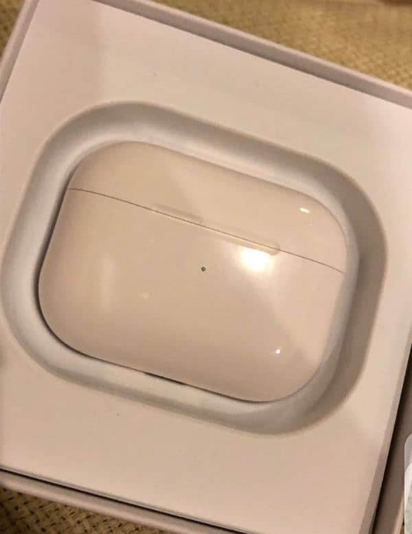 AirPods Pro 4