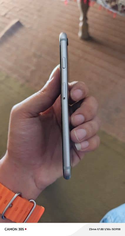 iPhone 6 Battery Health (90) Condition 10 / 9 4