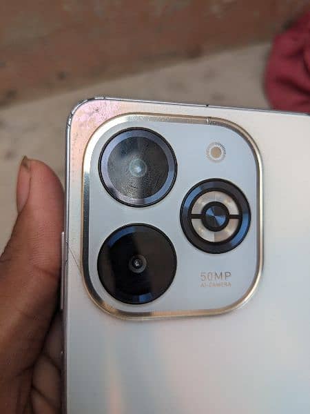 Infinix Smart 8 plus 8