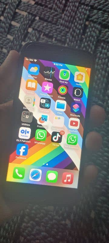 apple iphone 8. . . . . . 64gb PTA approved only phone 8.10 condition 7