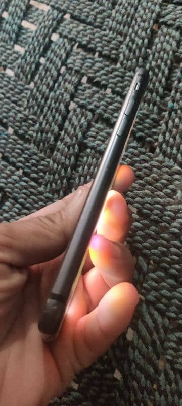 apple iphone 8. . . . . . 64gb PTA approved only phone 8.10 condition 10