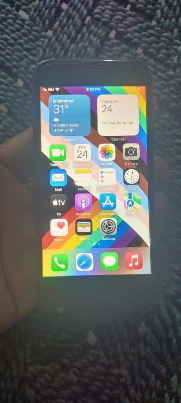 apple iphone 8. . . . . . 64gb PTA approved only phone 8.10 condition 14