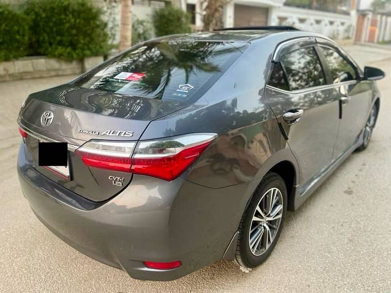 TOYOTA COROLLA ALTIS GRANDE 1.8 4