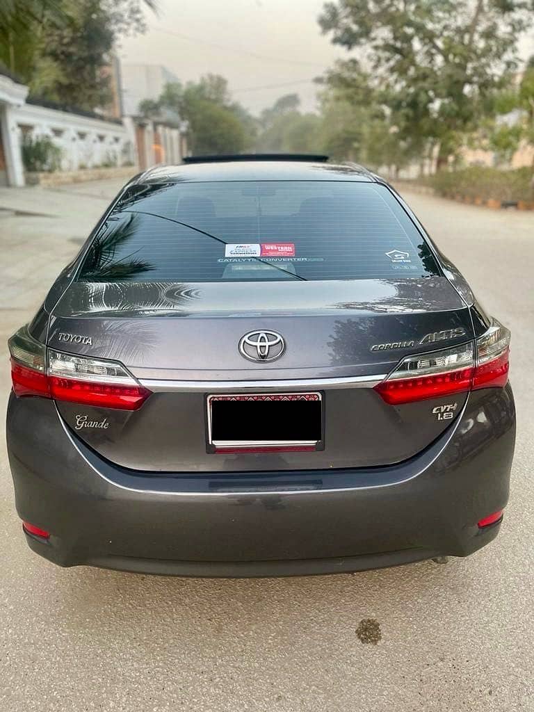 TOYOTA COROLLA ALTIS GRANDE 1.8 5