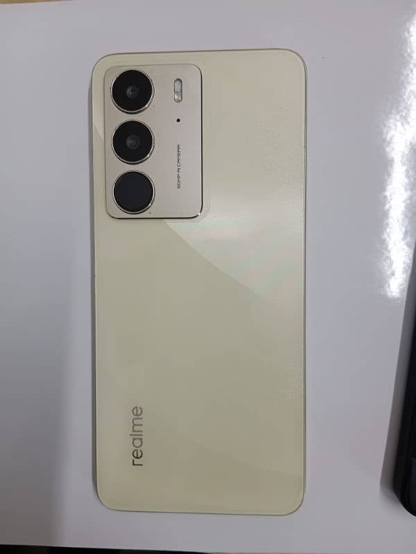 Real-Me c75 0