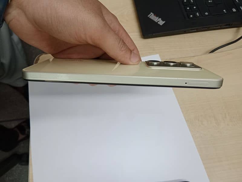 Real-Me c75 1