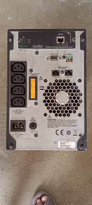 smart ups APC 1000 watts japani teknolgi for seal 1