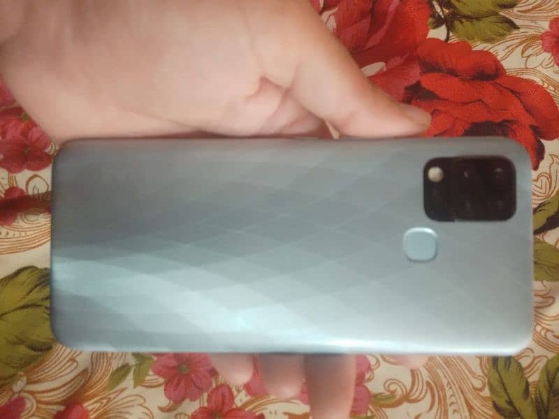 Infinix hot10S 6/128 4