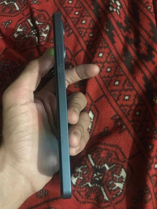realme c63 madel 6 ram 128 GB memory 1