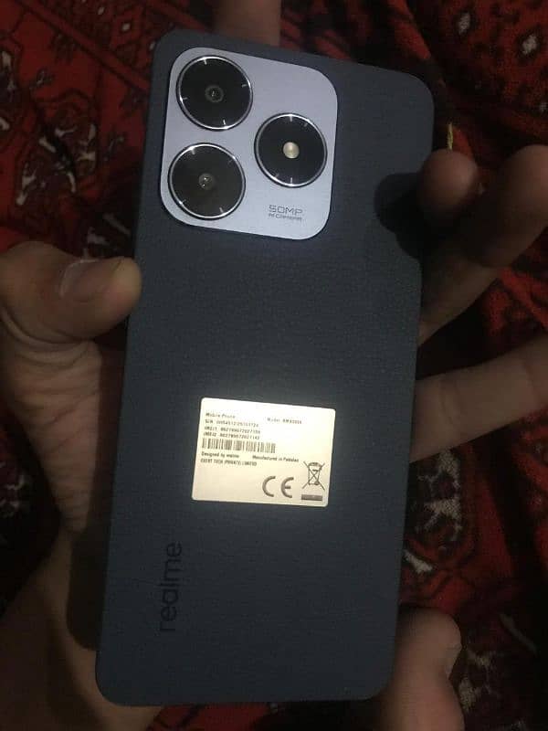 realme c63 madel 6 ram 128 GB memory 8
