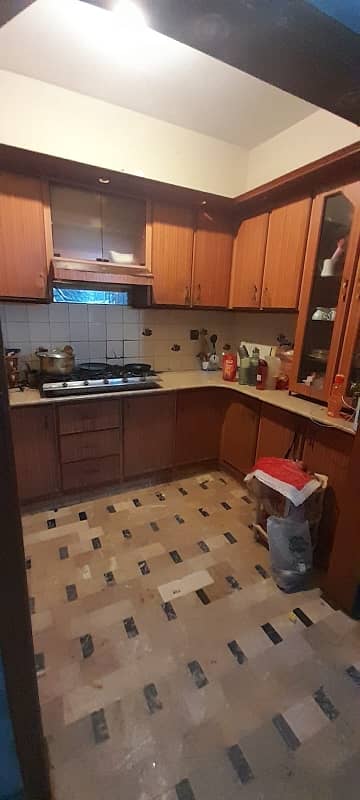 Premium Prime Location 850 Square Feet Flat Is Available For sale In Karachi 0