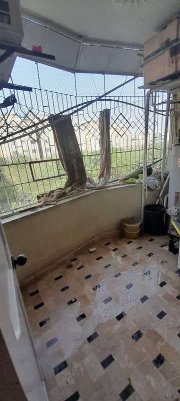 Premium Prime Location 850 Square Feet Flat Is Available For sale In Karachi 7