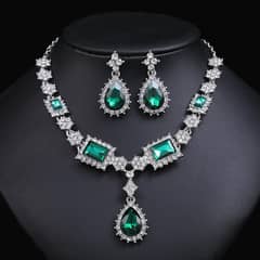 artificaial / jewellery set / for sale
