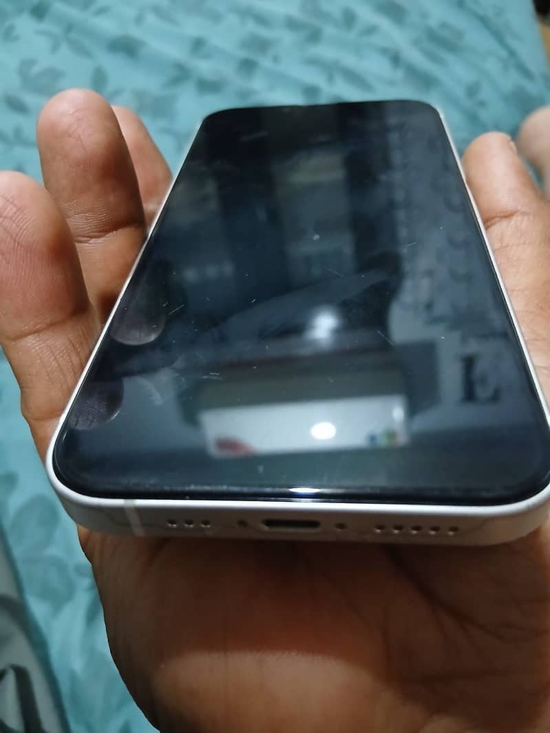 Iphone 13 dual sim pta 128 gb 4