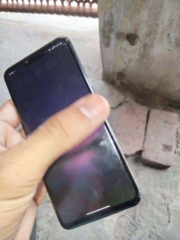 mobile bilkul ok nooker se tota hai touch 100% jenuin or ok hai 12