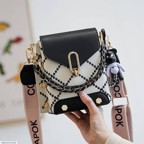 2025 new design women stylish and fashionable handbag 0