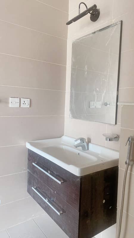 Flat For Sale In Business Bay, DHA 1, Islamabad 1