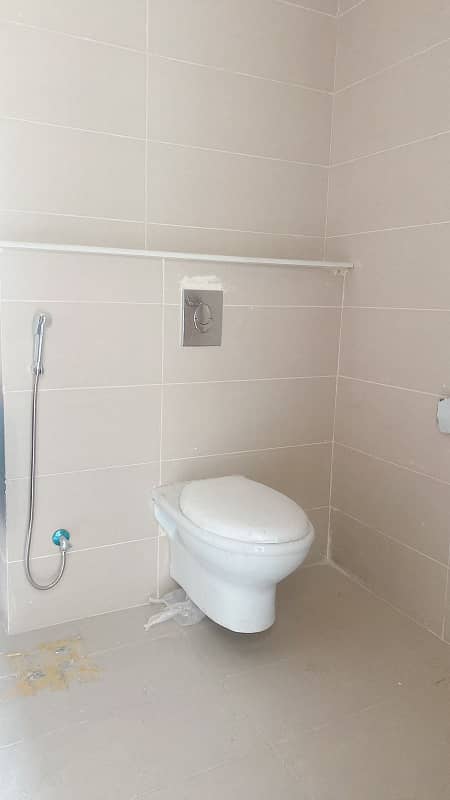 Flat For Sale In Business Bay, DHA 1, Islamabad 4