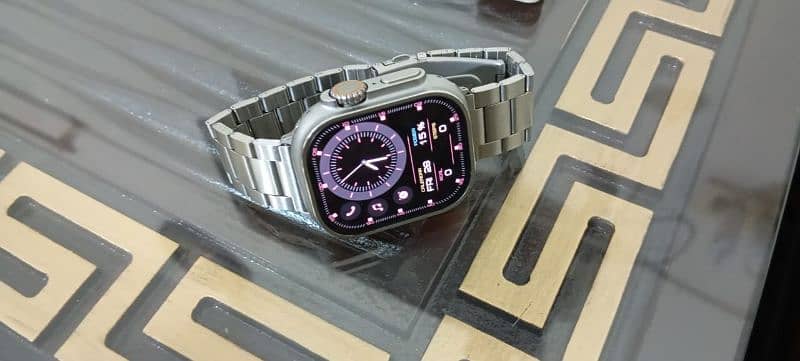 Smat Watch Ultra 4gb memory 1