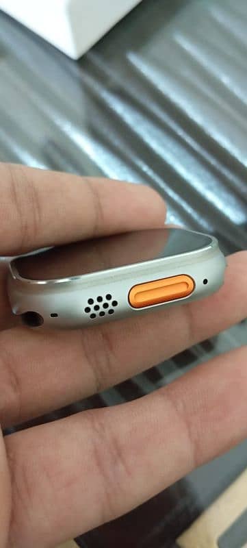 Smat Watch Ultra 4gb memory 5