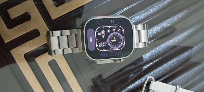 Smat Watch Ultra 4gb memory 9