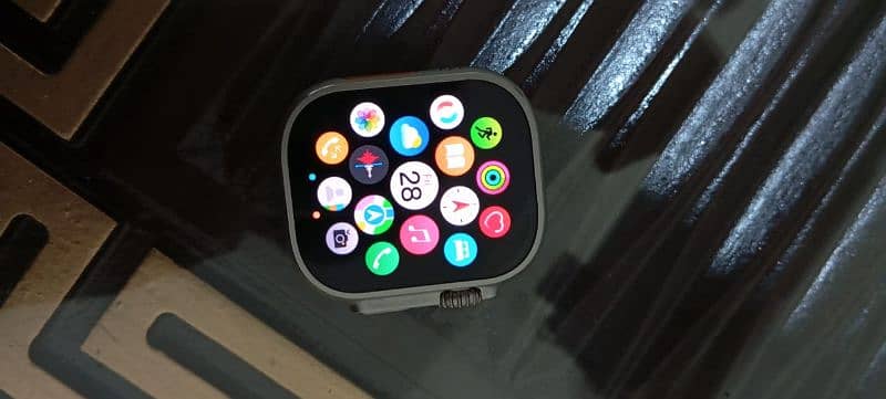 Smat Watch Ultra 4gb memory 10