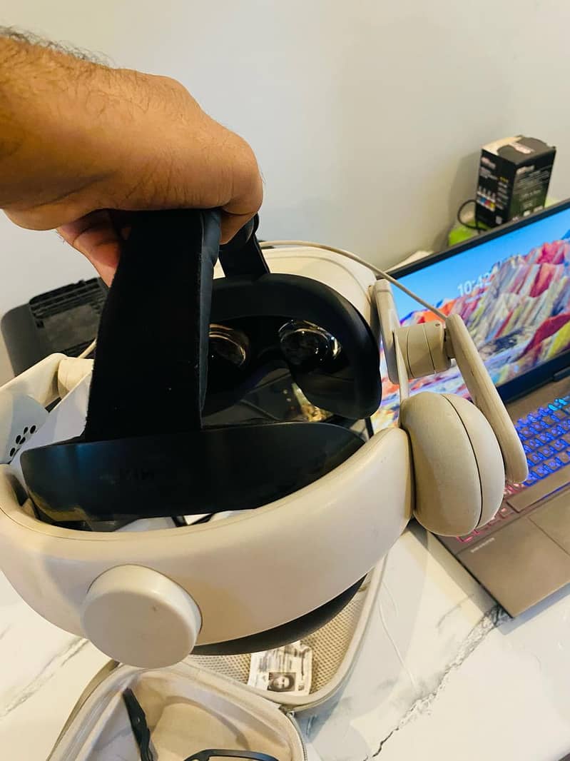 Meta Quest 2 VR 128 GB Quest 2 VR Headset 4