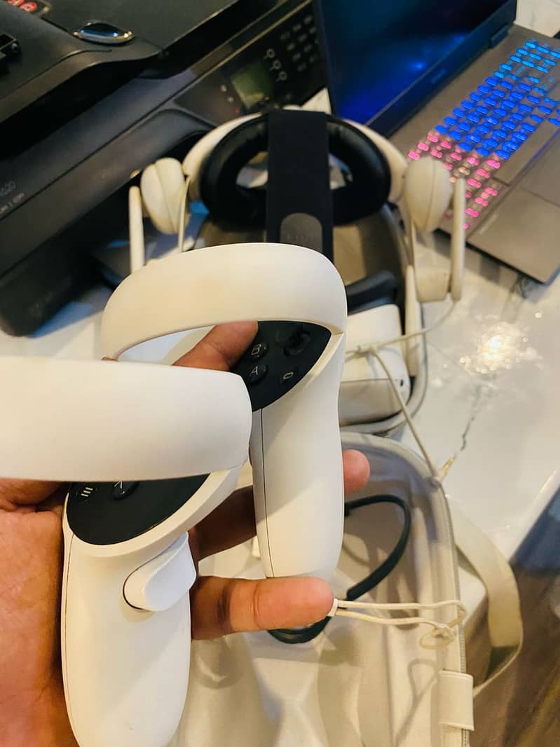 Meta Quest 2 VR 128 GB Quest 2 VR Headset 9
