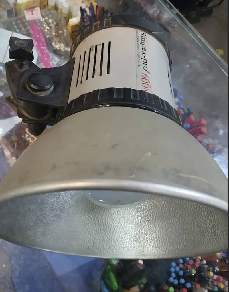 Studio Light Simpex Pro 600N 0