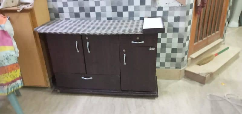 iron table 3