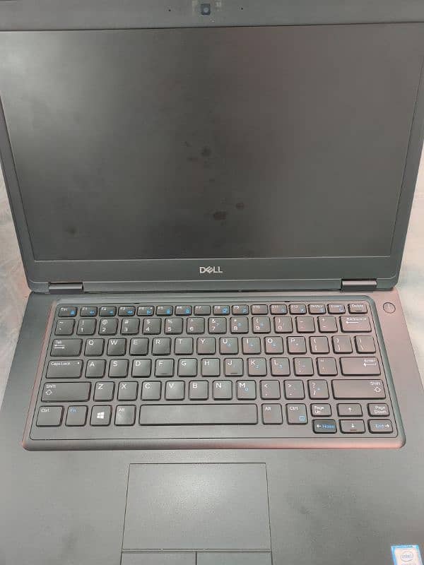 Dell Core i5 8 Generation 1