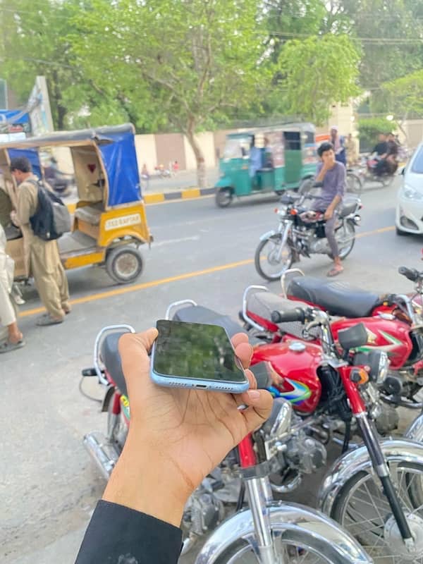 IPhone xr 9