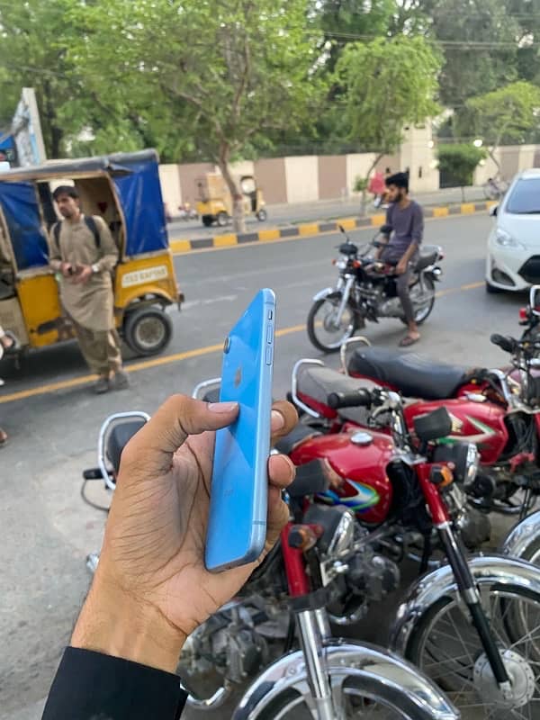 IPhone xr 11