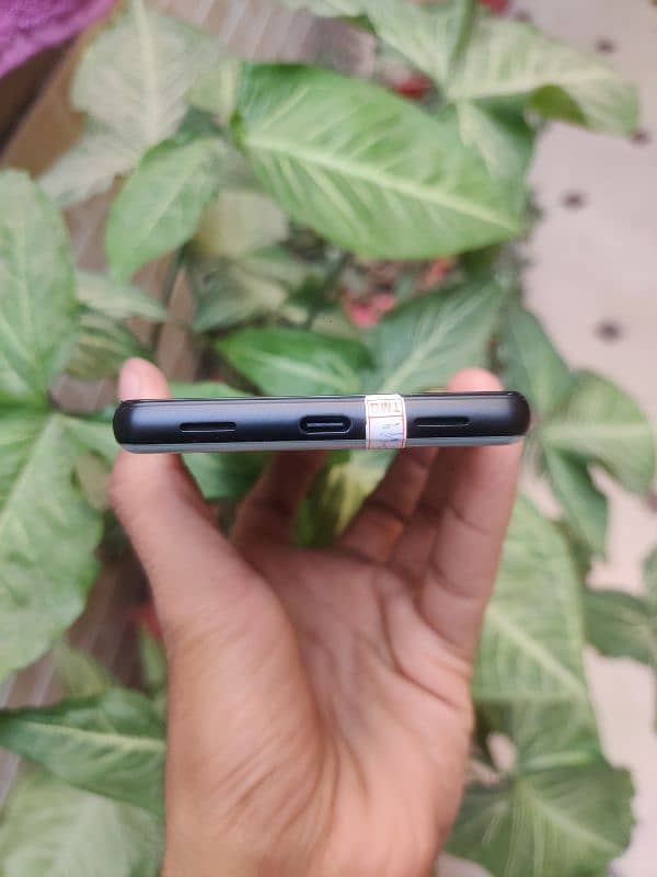 Google pixel 6A 4