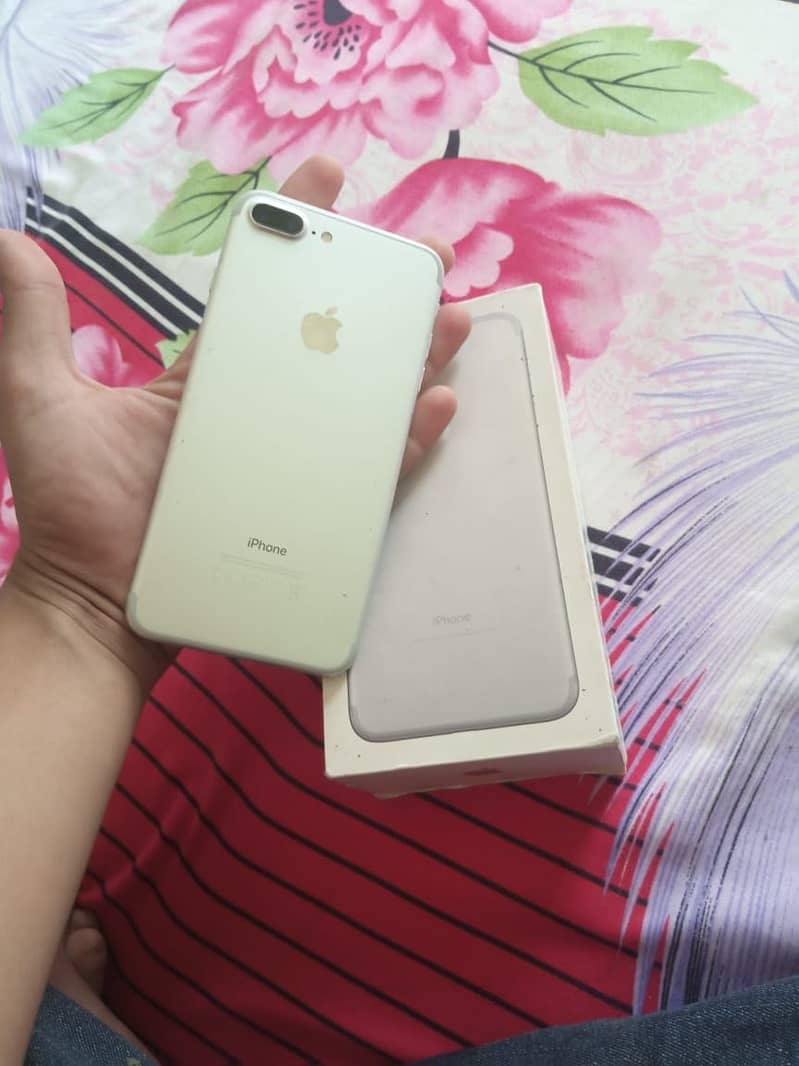 iphone 7plus PTA approved with Box 03342029424 4