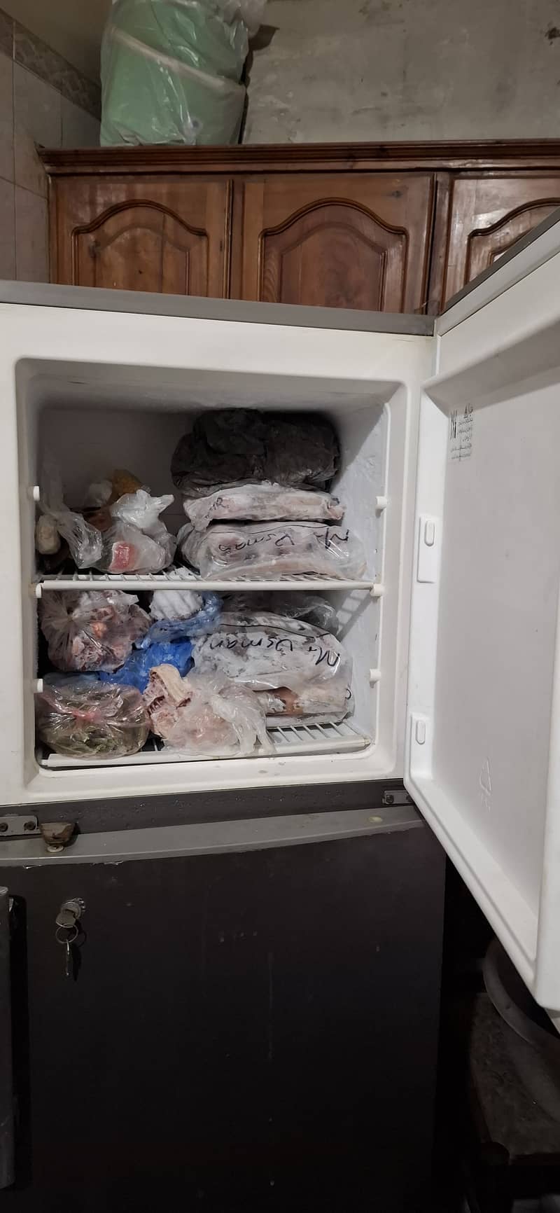 ELECTROLUX REFIGRATOR FOR SALE(Non-Inverter) 1