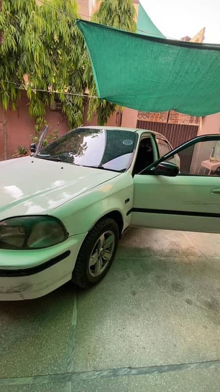 Honda Civic EXi 1992 4