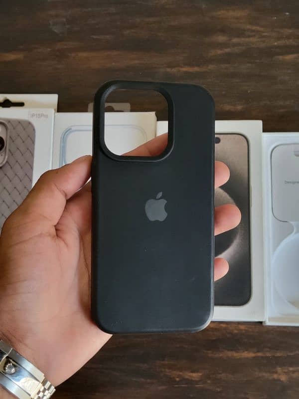 Iphone 15 Pro Natural Titanium with Box (JV) 10